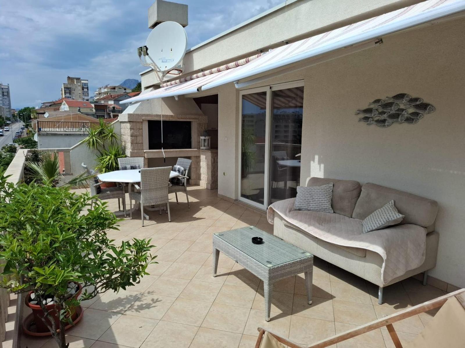 Apartamento Happy Basset Terrace Makarska Exterior foto